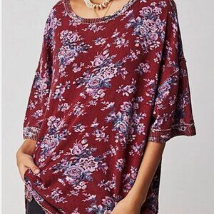 We the Free People Large You and Me Oversize Short Slv Tee Burgundy Floral red